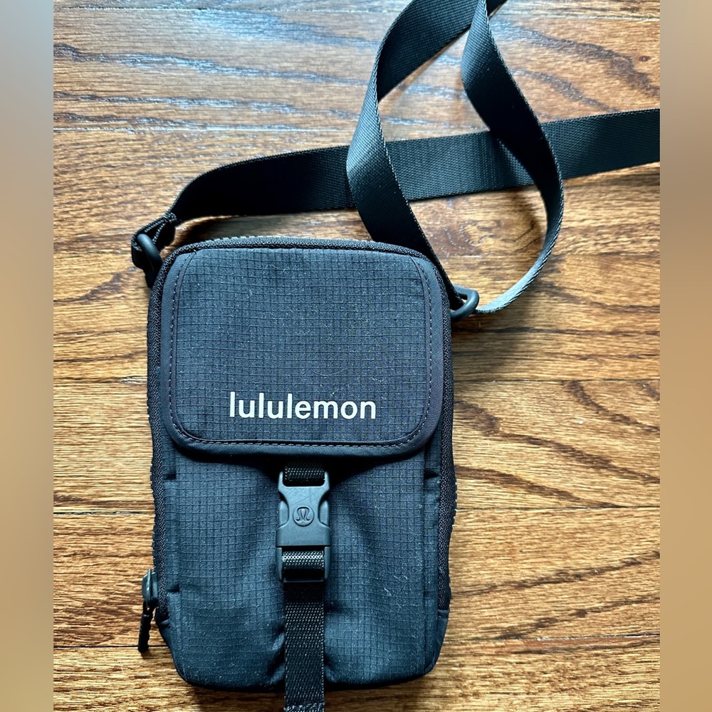 Lululemon Crossbody